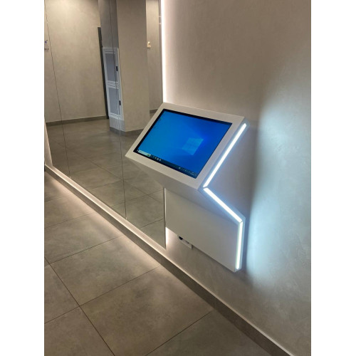 Сенсорный киоск Light 24