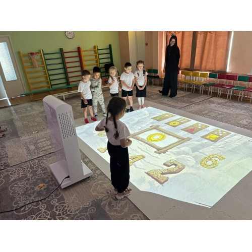 Интерактивный пол Талантик мобильный