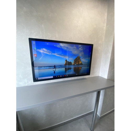 Монтаж интерактивных панелей